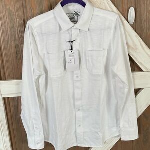 Desert Dunes White Men's Long Sleeve Shirt. P2P 21” Length 28” SIZE Small NWT